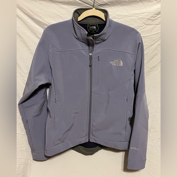 SOLD Women’s The North Face Apex Bionic Soft Shell Jacket - Picture 10 of 10